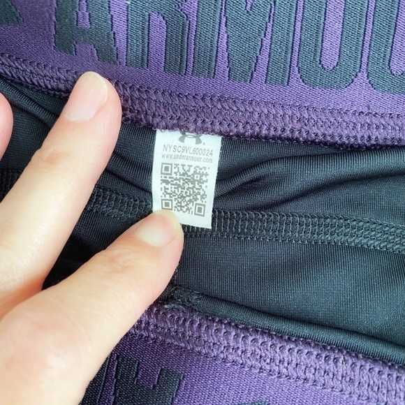 Under Armour Heat Gear Colorblock Cropped Athletic Leggings, Size Small* - Picture 14 of 15